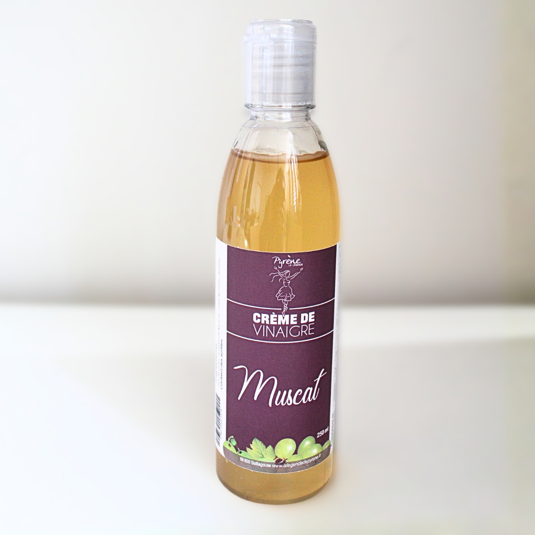 Bouteille de 25cl de crème de vinaigre au muscat artisanal La Légende de Pyrène Saillagouse