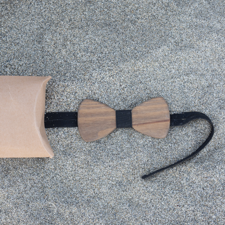 Noeud papillon en bois
