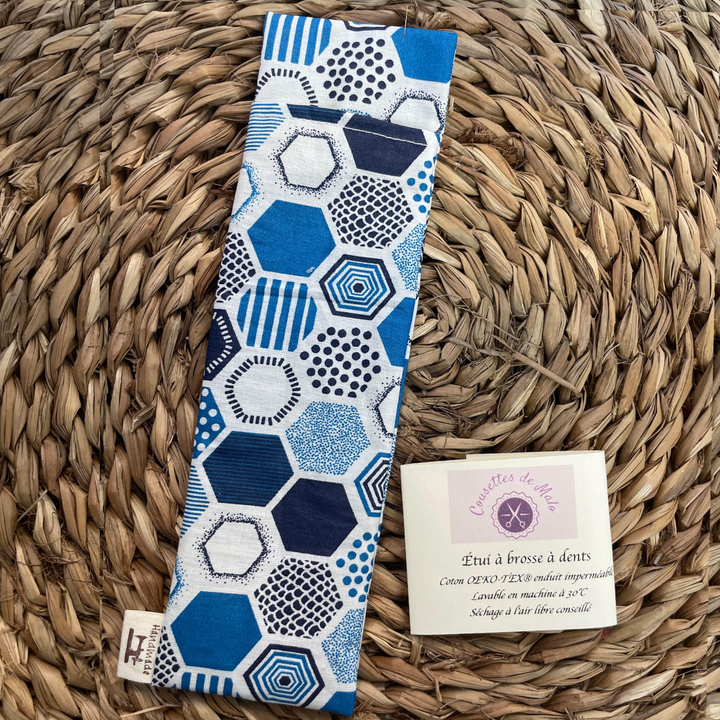 Etui en tissu à brosse à dents